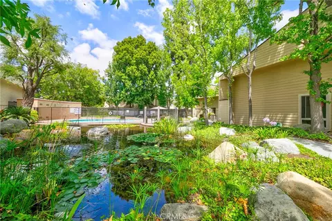 5401 Twin Lakes Dr, Cypress, CA 90630