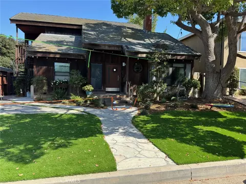 516 Roycroft Ave, Long Beach, CA 90814