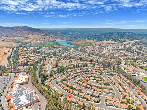 View/Area - 8305 E Star Pine Rd, Orange, CA 92869 photo 3 of 4