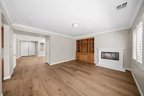 Living - 32836 Paraguay Dr, Temecula, CA 92592 photo 9 of 11