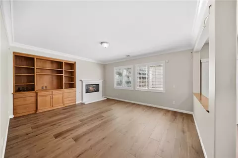 Living - 32836 Paraguay Dr, Temecula, CA 92592 photo 8 of 11