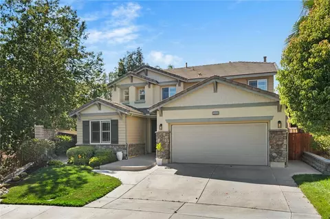 Exterior - 32836 Paraguay Dr, Temecula, CA 92592 photo 6 of 18