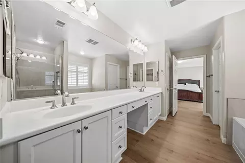 Entry Way - 32836 Paraguay Dr, Temecula, CA 92592 photo 5 of 7