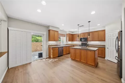 Kitchen - 32836 Paraguay Dr, Temecula, CA 92592 photo 5 of 5