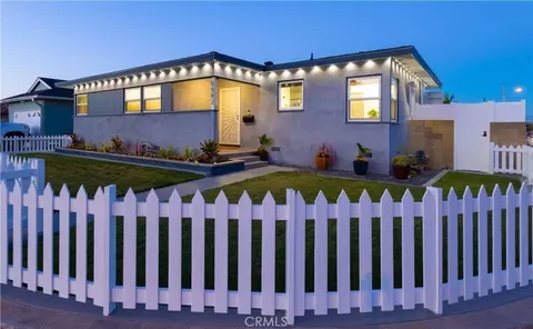 5502 Carfax Ave, Lakewood, CA 90713