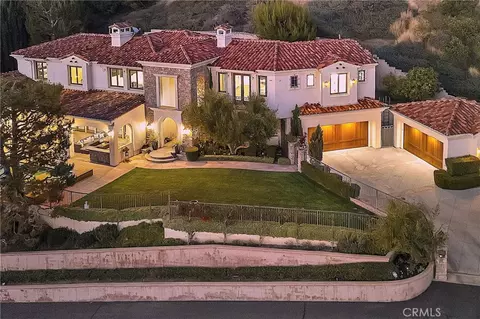 11451 Plantero Dr, North Tustin, CA 92705