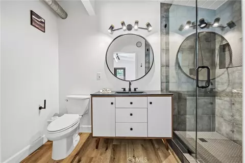 Bath - 7213 E Lanai, Long Beach, CA 90808 photo 1 of 2