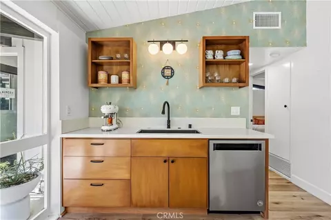 Kitchen - 7213 E Lanai, Long Beach, CA 90808 photo 6 of 6