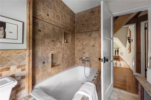 Bath - 352 Maple Dr, Lake Arrowhead, CA 92352 photo 1 of 3