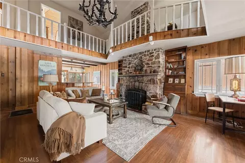 Living - 352 Maple Dr, Lake Arrowhead, CA 92352 photo 3 of 5
