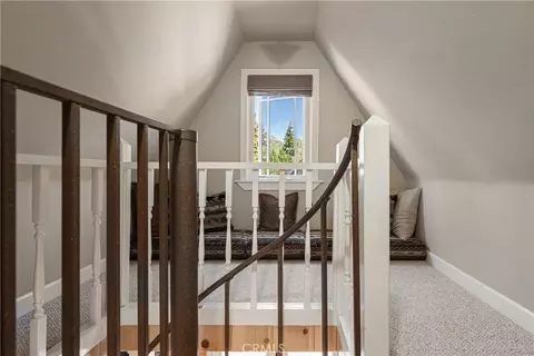 Entry Way - 352 Maple Dr, Lake Arrowhead, CA 92352 photo 3 of 3