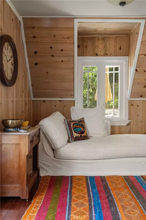 Bedroom - 352 Maple Dr, Lake Arrowhead, CA 92352 photo 10 of 10
