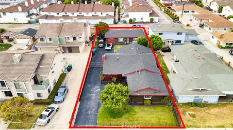 9540 Park St, Bellflower, CA 90706