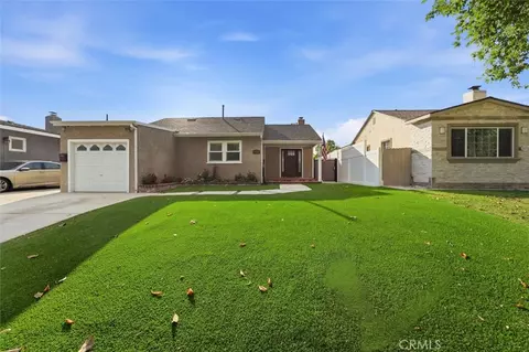 3329 N Los Coyotes Diagonal, Long Beach, CA 90808
