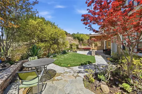 Exterior - 2843 Timberlyn Trail Rd, Fullerton, CA 92833 photo 7 of 13