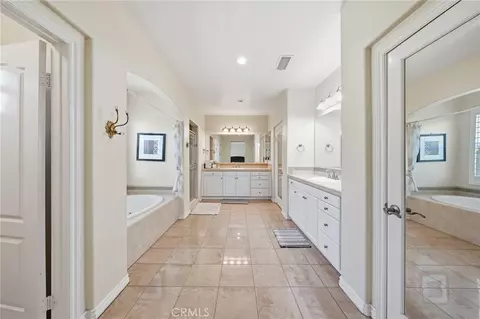 Entry Way - 2843 Timberlyn Trail Rd, Fullerton, CA 92833 photo 3 of 4