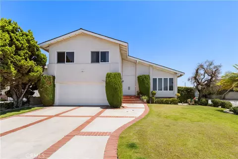 3600 Marigold St, Seal Beach, CA 90740