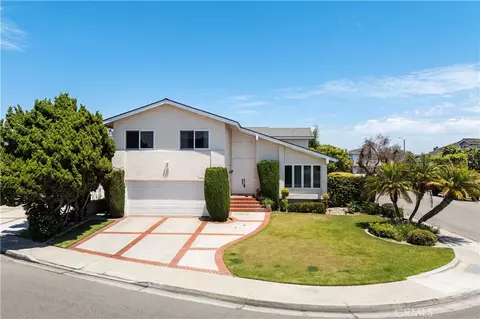 3600 Marigold St, Seal Beach, CA 90740