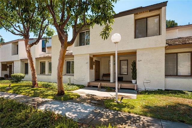 233 Mountain Ct, Brea, CA 92821
