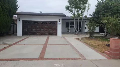 10872 Holly Dr, Garden Grove, CA 92840
