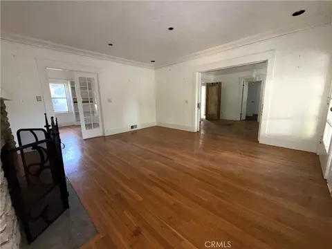 Living - 535 E Howard St, Pasadena, CA 91104 photo 2 of 4