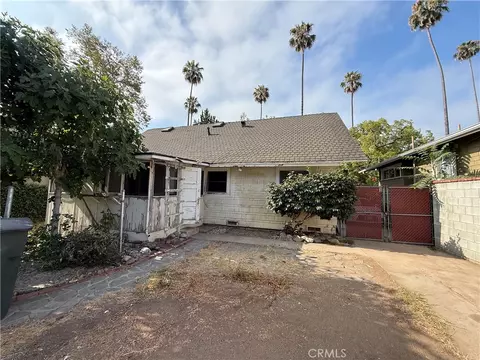 Exterior - 535 E Howard St, Pasadena, CA 91104 photo 2 of 3