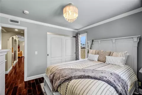 Bedroom - 42 56th Pl, Long Beach, CA 90803 photo 2 of 5