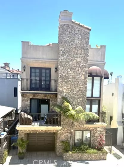 42 56th Pl, Long Beach, CA 90803