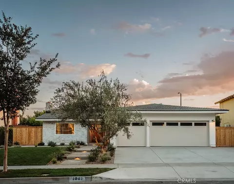 1081 Tulare, Costa Mesa, CA 92626