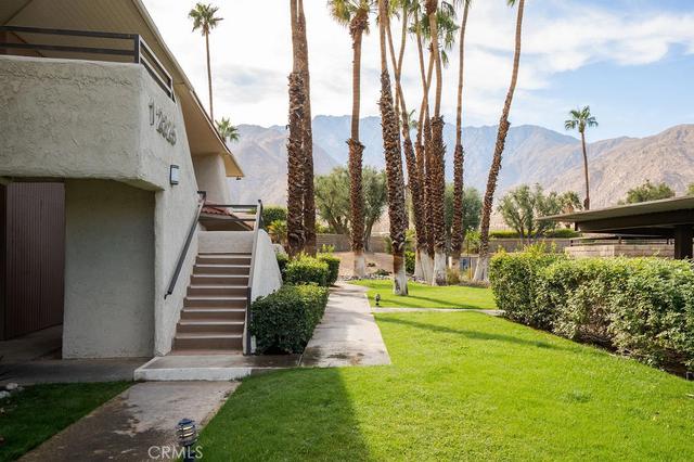 2825 N Los Felices #205, Palm Springs, CA 92262