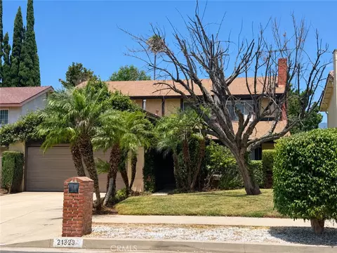 21823 Hiawatha St, Chatsworth, CA 91311
