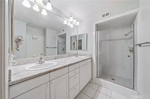 Bath - 1188 Winged Foot, Upland, CA 91786 photo 1 of 2