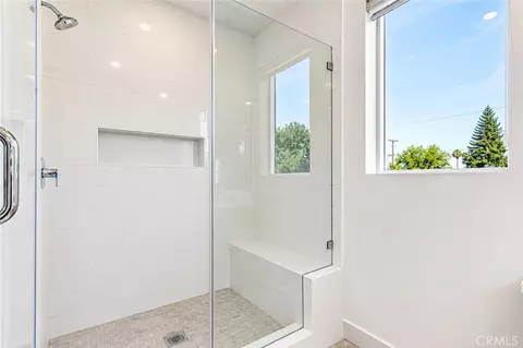Bath - 1064 Citron Rd, Fullerton, CA 92835 photo 4 of 4