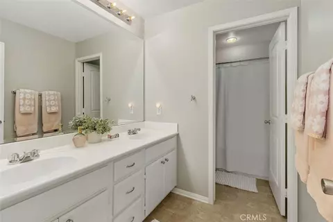 Bath - 43465 Monte Ct, Temecula, CA 92592 photo 4 of 4