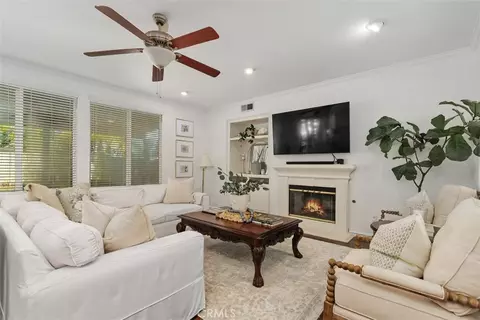 Living - 43465 Monte Ct, Temecula, CA 92592 photo 1 of 1