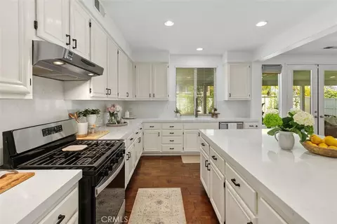 Kitchen - 43465 Monte Ct, Temecula, CA 92592 photo 3 of 3