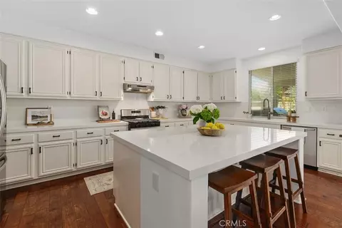 Kitchen - 43465 Monte Ct, Temecula, CA 92592 photo 2 of 3