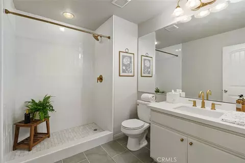 Bath - 43465 Monte Ct, Temecula, CA 92592 photo 1 of 4