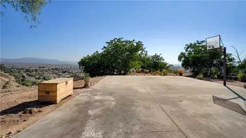 7204 Leedom, Highland, CA 92346 photo 52