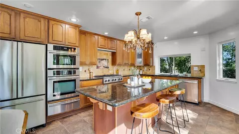 7204 Leedom, Highland, CA 92346 photo 18
