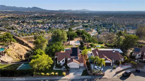 7204 Leedom, Highland, CA 92346 photo 5