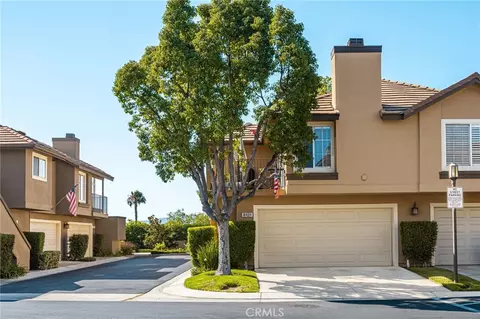 8131 E Oak Rdg, Anaheim, CA 92808
