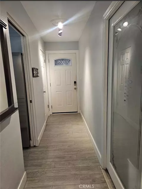 100 Loma Ave #204, Long Beach, CA 90803