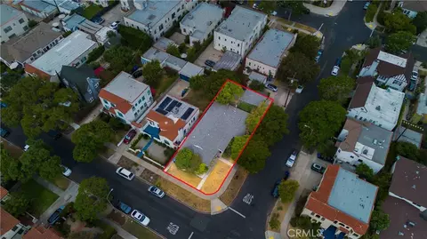 4900 Dockweiler St, Los Angeles, CA 90019