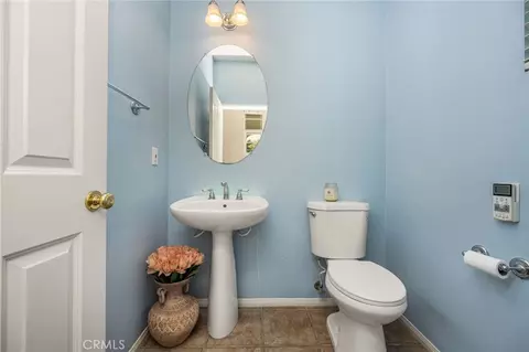 Bath - 67 Canopy, Irvine, CA 92603 photo 2 of 9