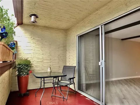 Exterior - 2805 East 3rd St #6, Long Beach, CA 90814 photo 4 of 6