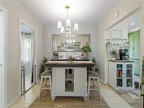 Dining - 4037 E 7th St, Long Beach, CA 90804 photo 1 of 3