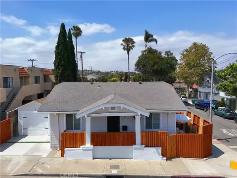 Exterior - 4037 E 7th St, Long Beach, CA 90804 photo 2 of 11