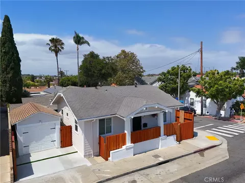 4037 E 7th St, Long Beach, CA 90804