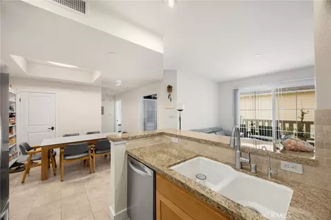 2367 Jefferson #312, Torrance, CA 90501